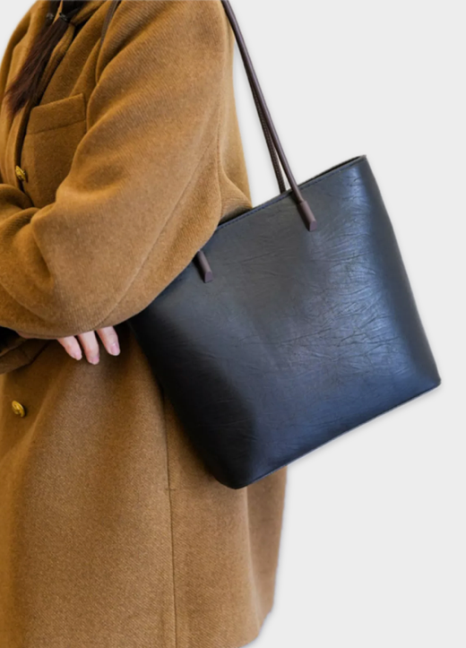 THE MODERN LEATHER TOTE